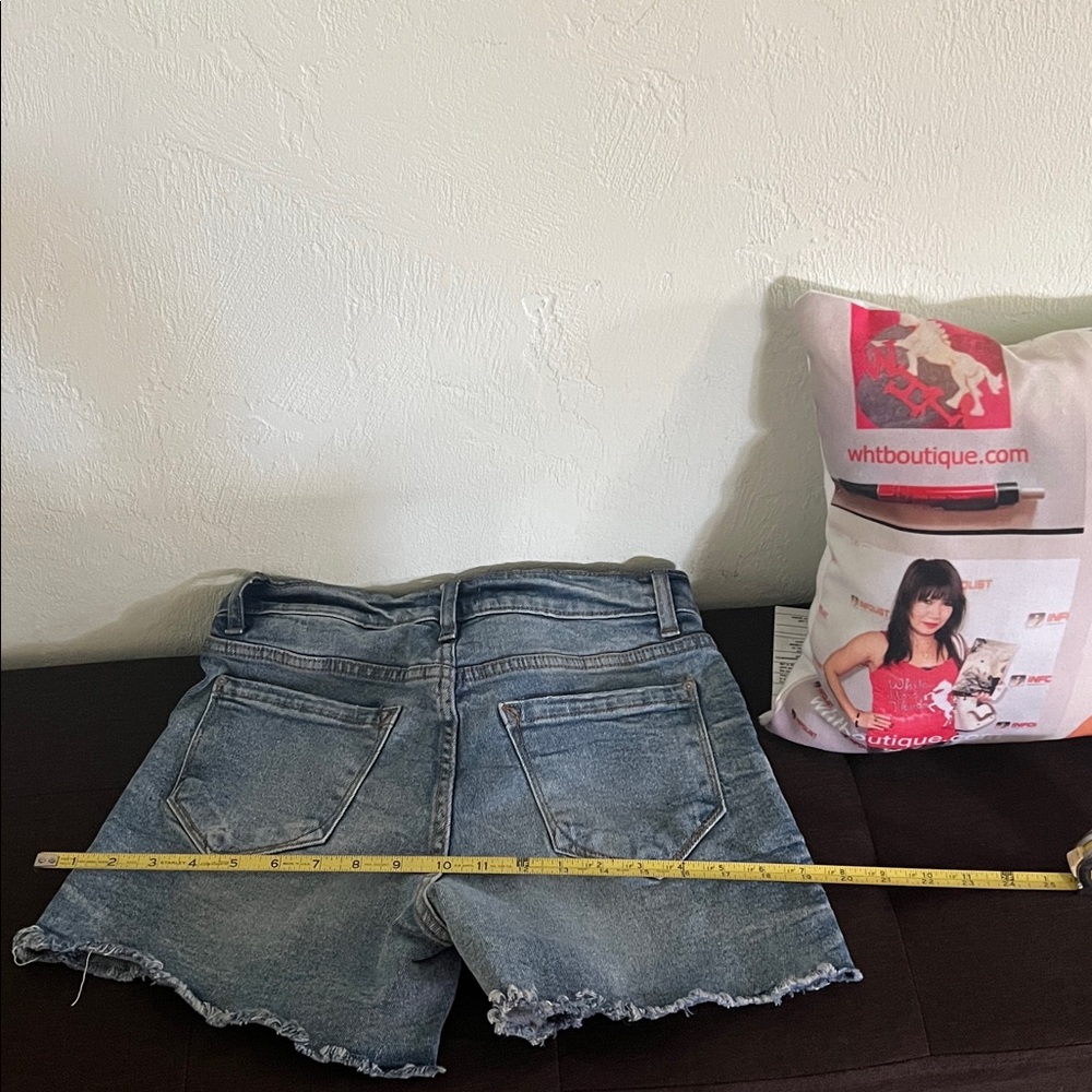 # 0613 +Kensie Women's Blue Denim Shorts - Picture 6 of 11